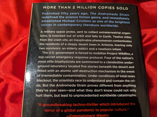 Andromeda Strain, Michael Crichton Book